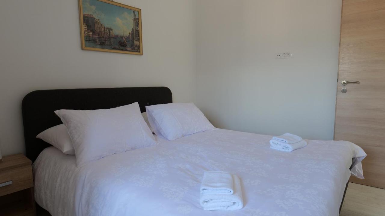 Apartmani Miki Split Exteriör bild